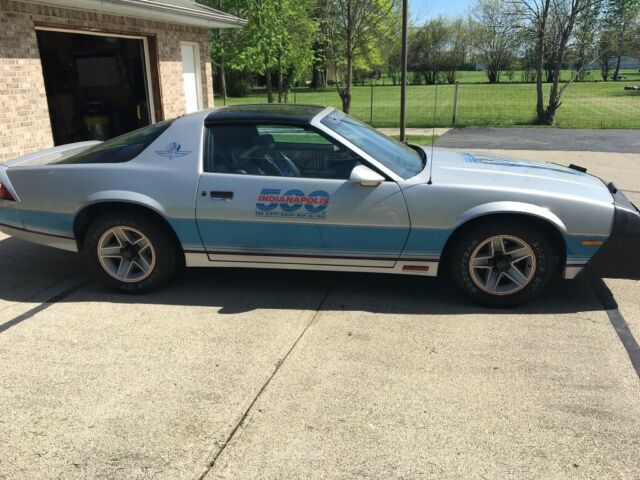 1982 Chevrolet Camaro Z28 - photo 2