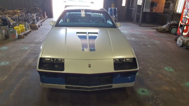 1982 Chevrolet Camaro - photo 6