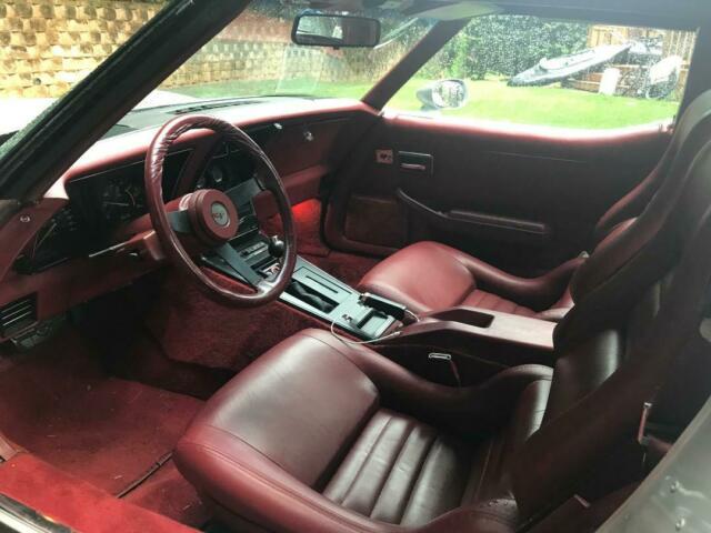1982 Chevrolet Corvette - photo 12