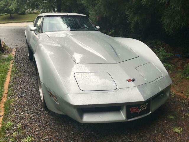 1982 Chevrolet Corvette - photo 6