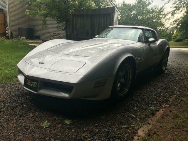 1982 Chevrolet Corvette - photo 8