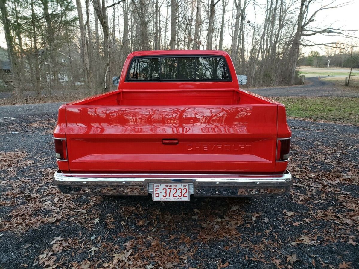 1982 Chevrolet C-10 - photo 8