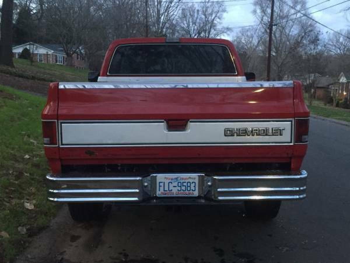 1982 Chevrolet C-10 - photo 8