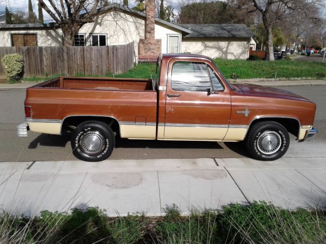1982 Chevrolet C-10 silverado - photo 2