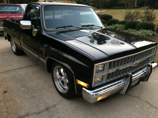 1982 Chevrolet C-10 Silverado - photo 2