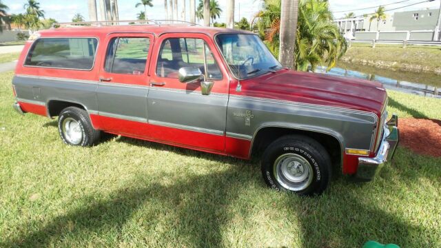 1982 Chevrolet Suburban - photo 4