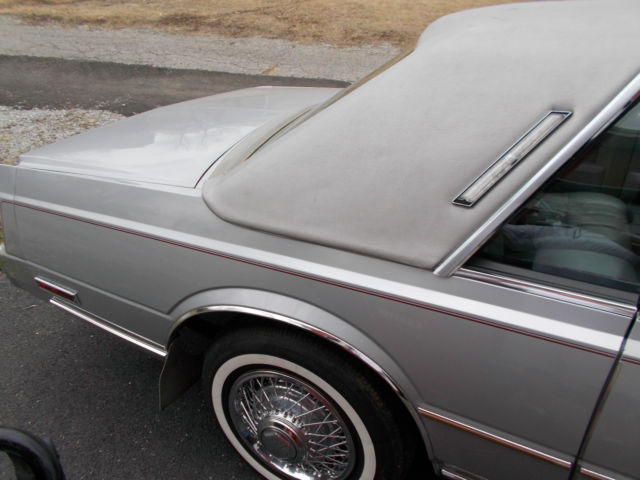 1982 Chrysler Cordoba 2 D Hardtop - photo 5
