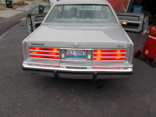 1982 Chrysler Cordoba 2 D Hardtop - photo 6