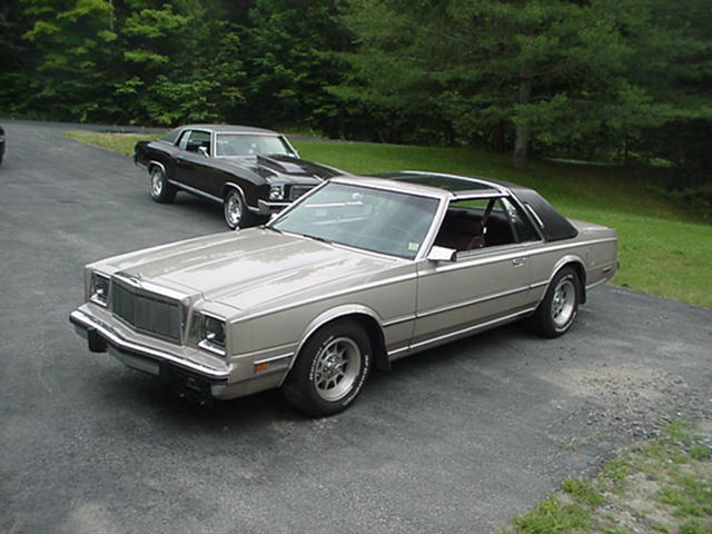 1982 Chrysler Cordoba T-TOPS - photo 2