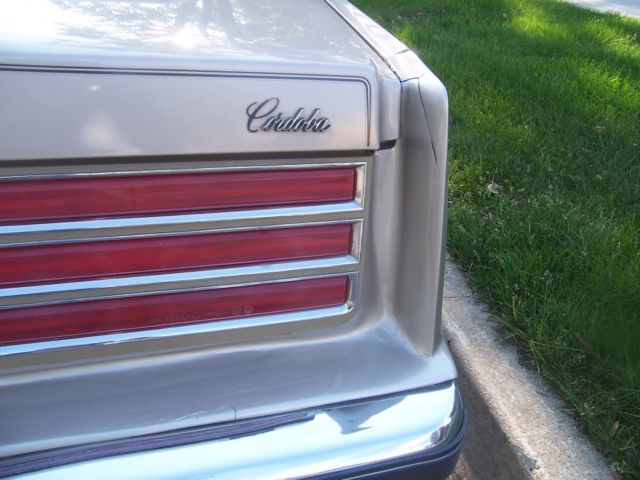 1982 Chrysler Cordoba - photo 12