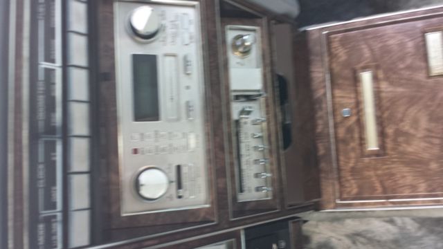 1982 Chrysler Imperial - photo 6