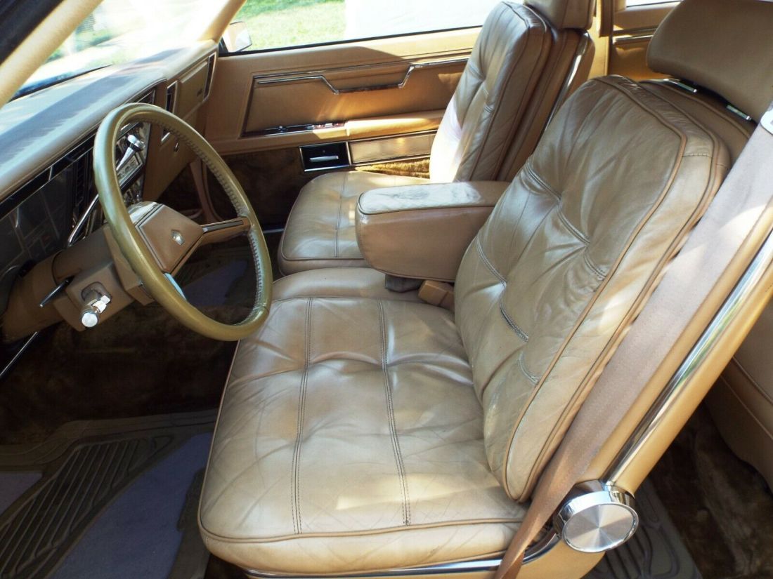 1982 Chrysler Imperial - photo 7