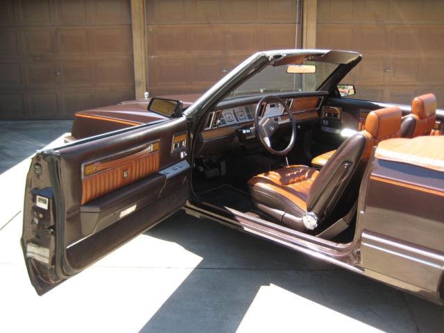 1982 Chrysler LeBaron Mark Cross Edition - photo 6