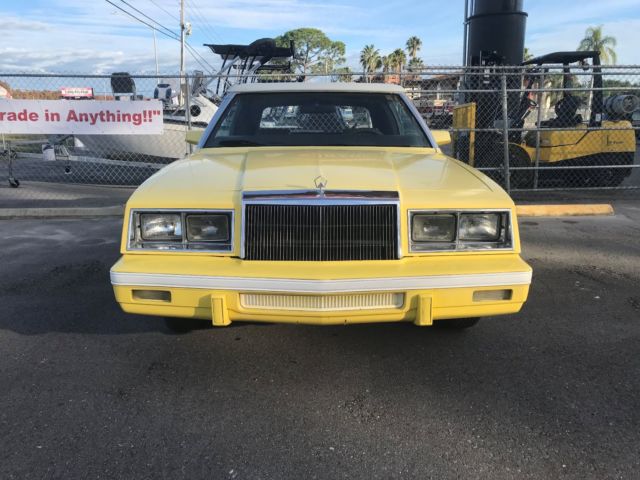 1982 Chrysler LeBaron Convertible - photo 2