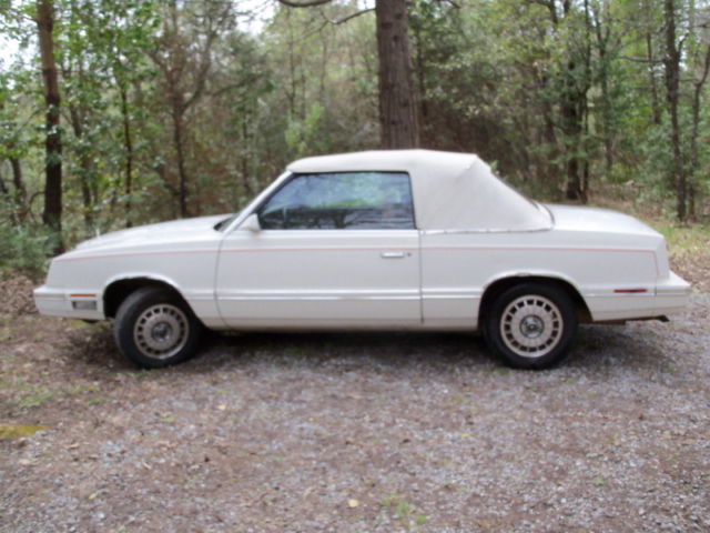 1982 Chrysler LeBaron - photo 2