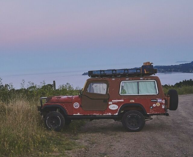 1982 CJ-8 Scrambler 4x4 1982 Jeep CJ