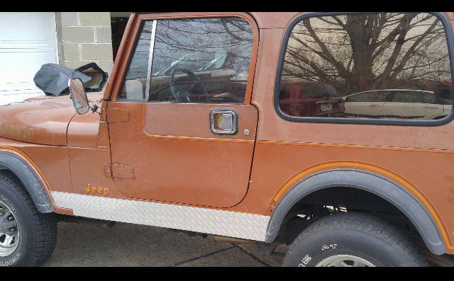 1982 CJ7 LAREDO - soft top & soft top doors - orig miles 107,258 1982 Jeep CJ LAREDO