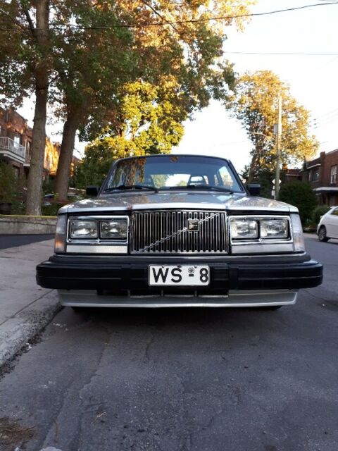1982 Volvo 240 GLT - photo 3