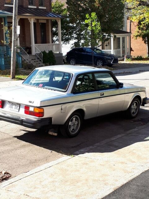 1982 Volvo 240 GLT - photo 4