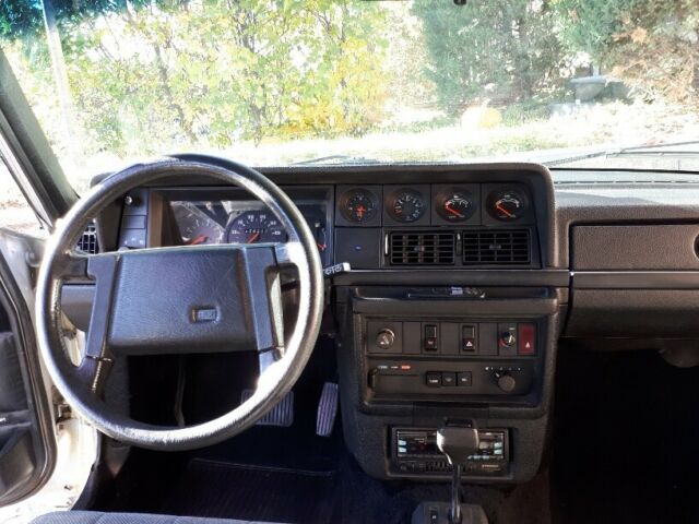 1982 Volvo 240 GLT - photo 9