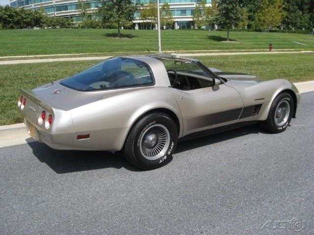 1982 Chevrolet Corvette Collector's Edition - photo 5