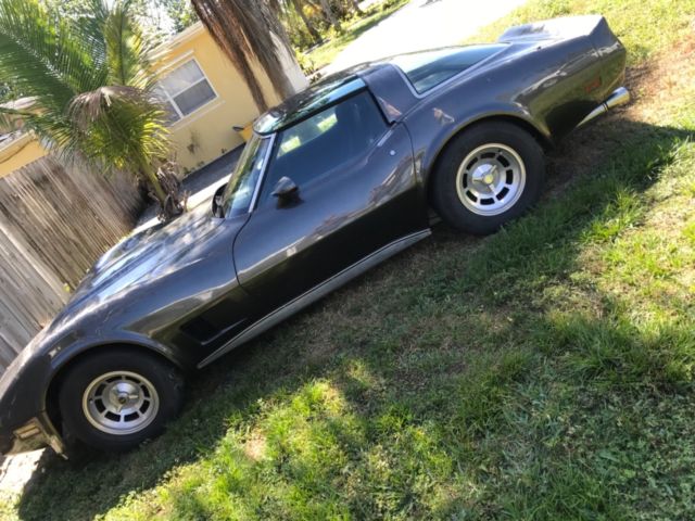 1982 Chevrolet Corvette Good - photo 3