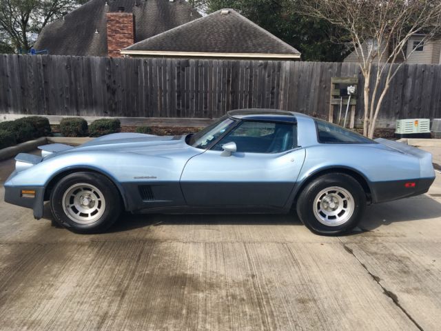 1982 Chevrolet Corvette - photo 2