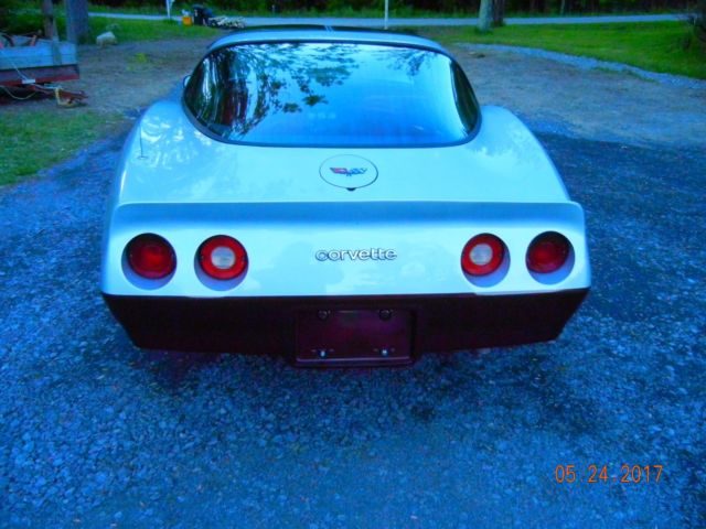 1982 Chevrolet Corvette - photo 6