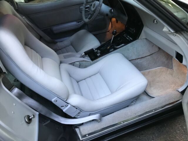 1982 Chevrolet Corvette - photo 6