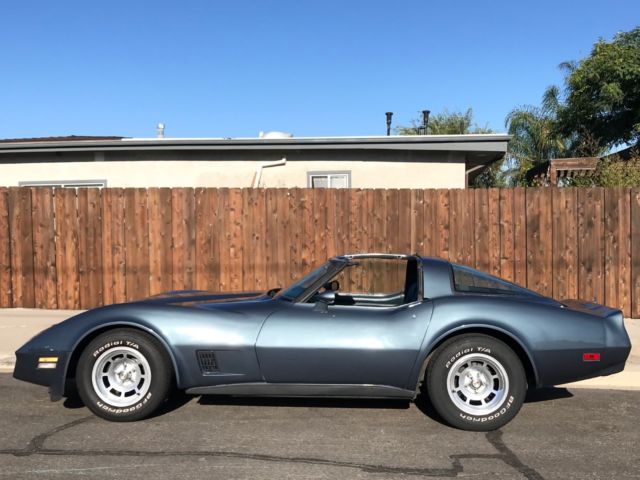 1982 Chevrolet Corvette - photo 2