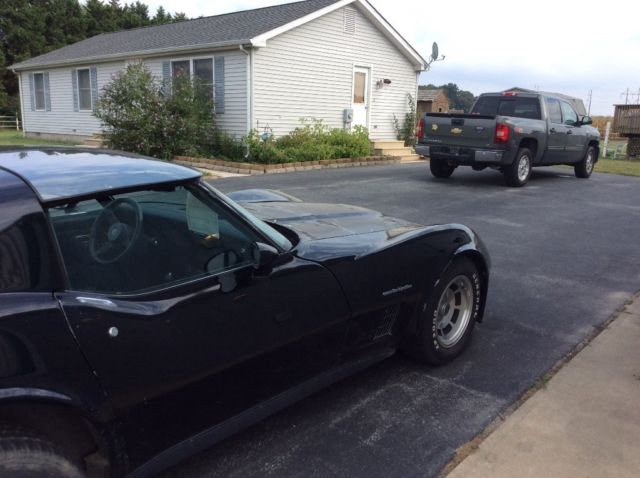 1982 Chevrolet Corvette Black - photo 2