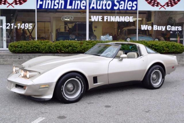 1982 Chevrolet Corvette COLLECTOR EDITION - photo 2