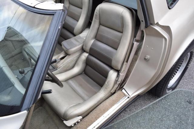 1982 Chevrolet Corvette COLLECTOR EDITION - photo 3