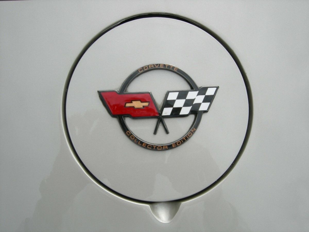 1982 Chevrolet Corvette - photo 3