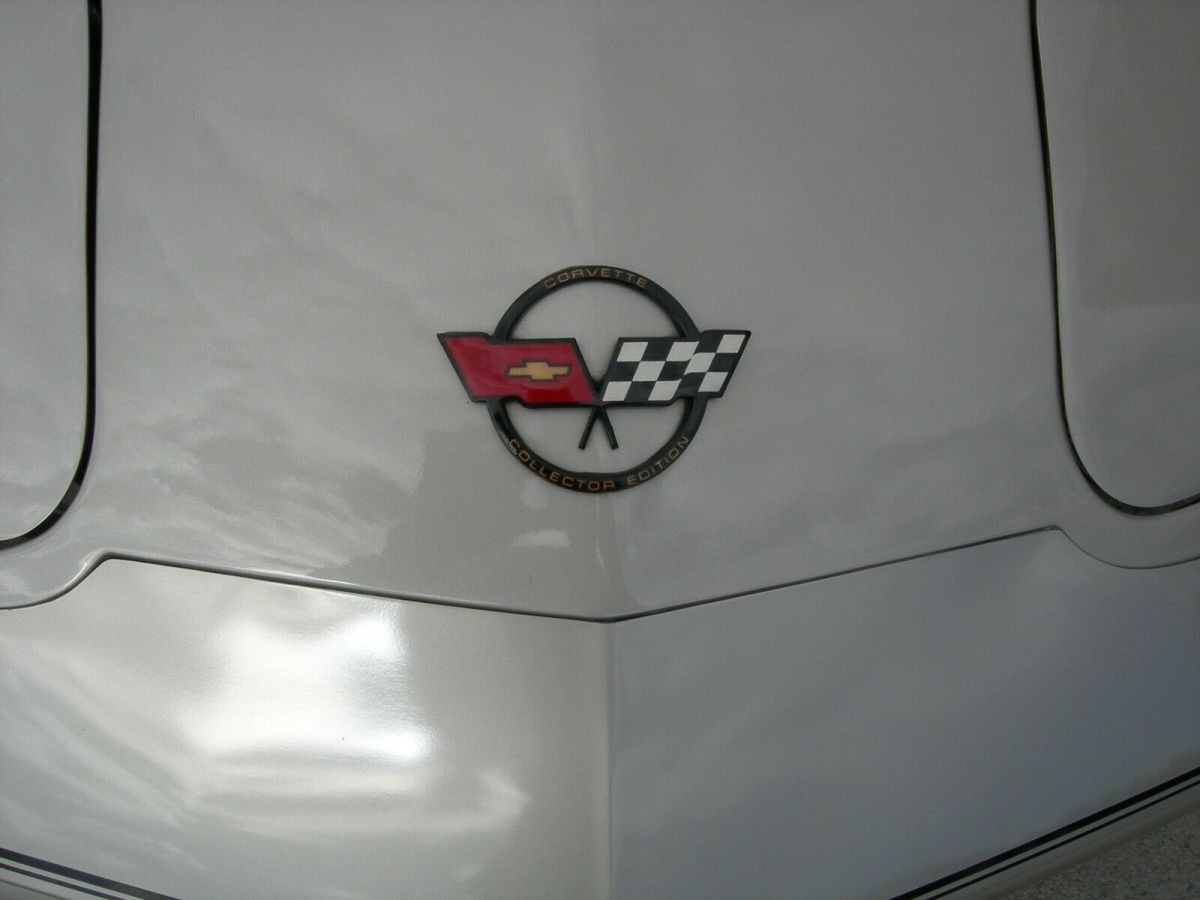 1982 Chevrolet Corvette - photo 8