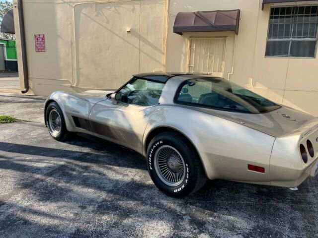 1982 Chevrolet Corvette - photo 5