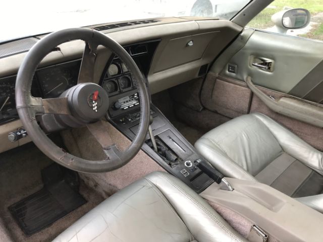 1982 Chevrolet Corvette - photo 13