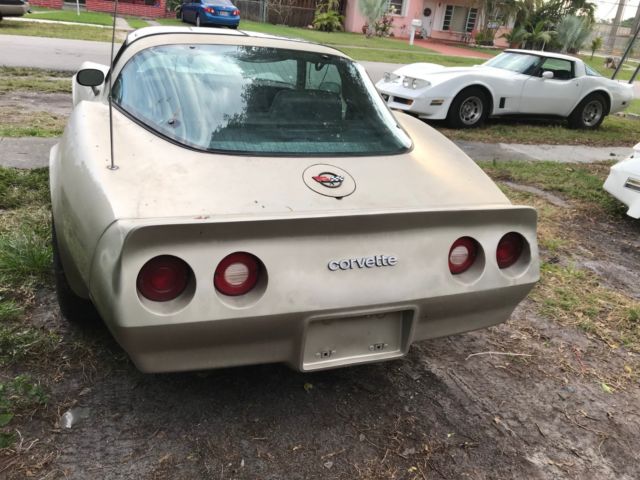 1982 Chevrolet Corvette - photo 7