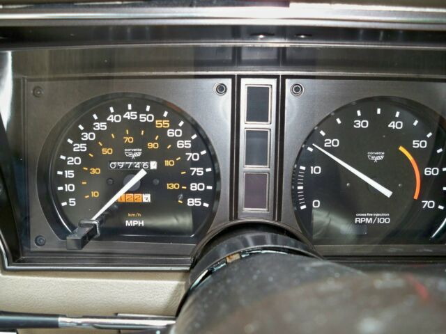 1982 Chevrolet Corvette - photo 12