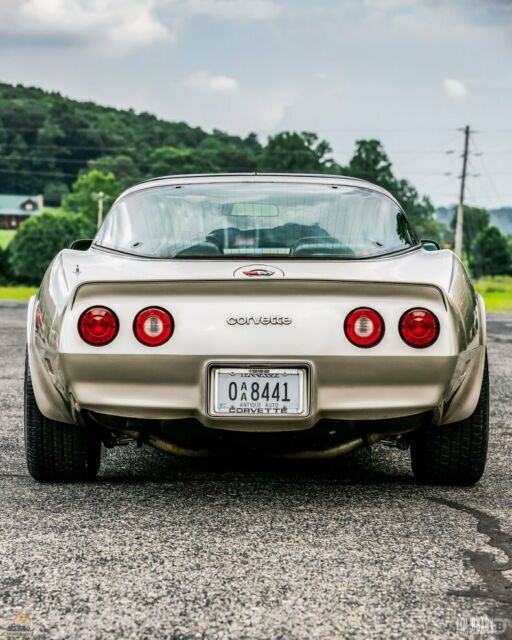 1982 Chevrolet Corvette -- - photo 5