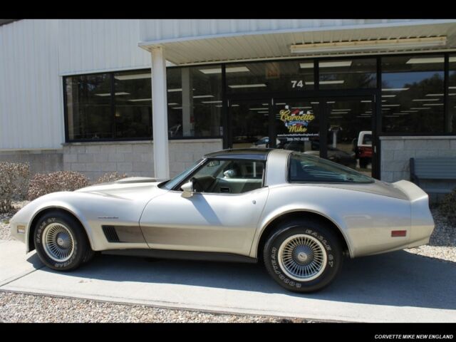 1982 Chevrolet Corvette Collector Edition - photo 5