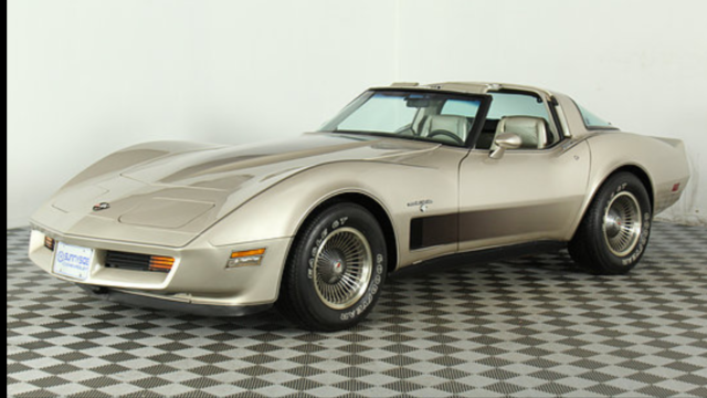 1982 Chevrolet Corvette - photo 2
