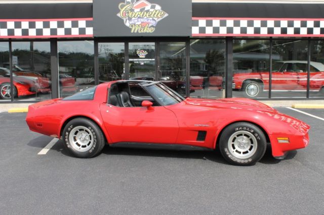 1982 Chevrolet Corvette - photo 6
