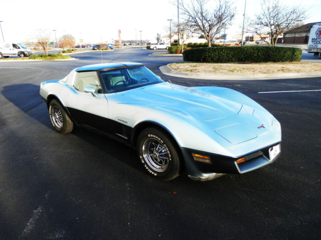 1982 CORVETTE COUPE ORIGINAL STREET ROD HOT ROD CUSTOM CLASSIC DOCTOR OWNED NICE 1982 Chevrolet Corvette CORVETTE COUPE