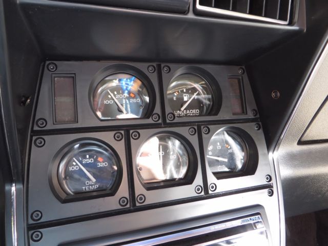 1982 Chevrolet Corvette - photo 13