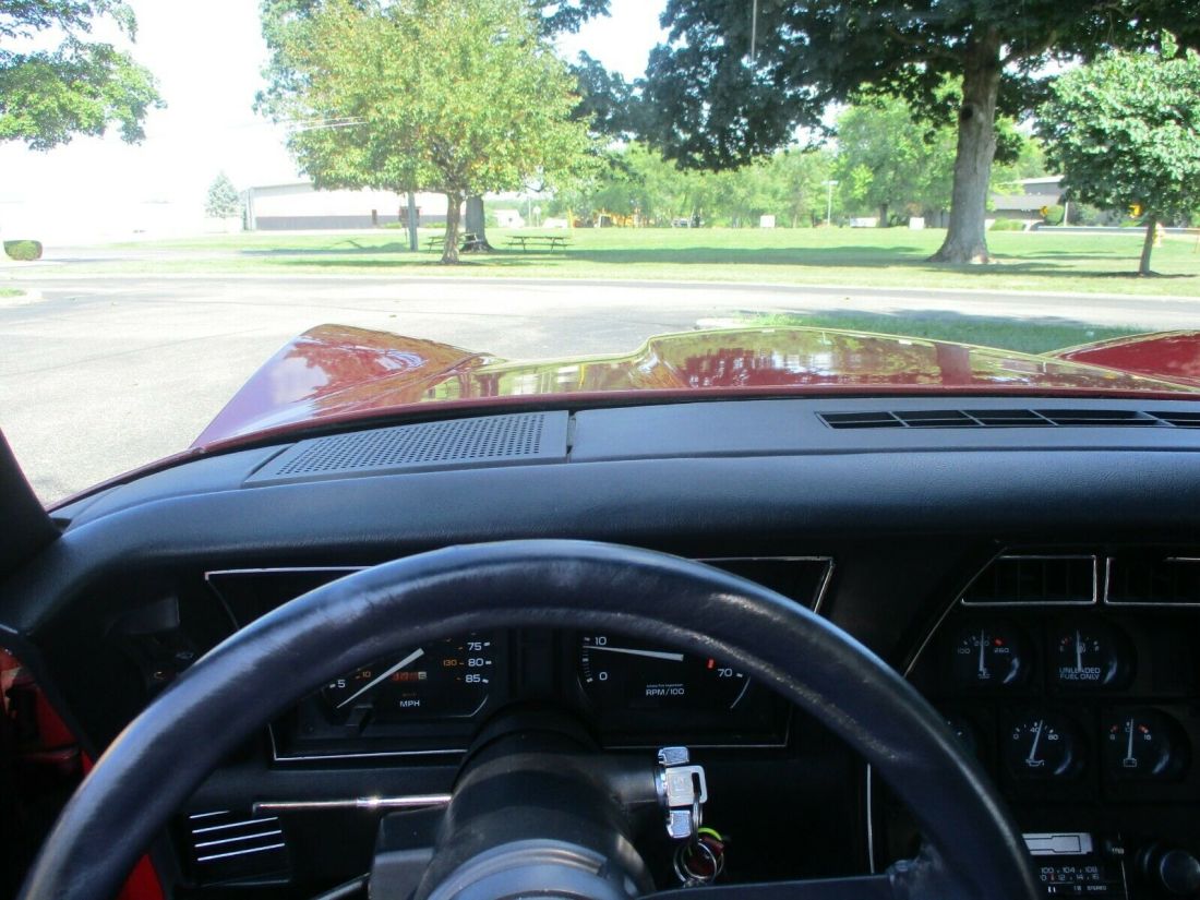 1982 Chevrolet Corvette - photo 7