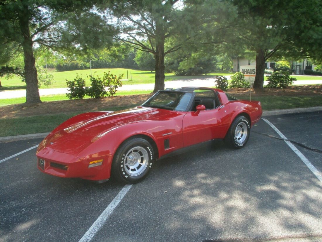 1982 Chevrolet Corvette - photo 9