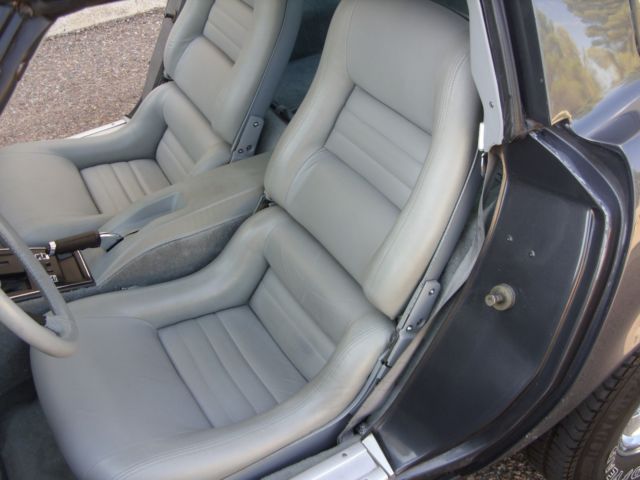 1982 Chevrolet Corvette - photo 11