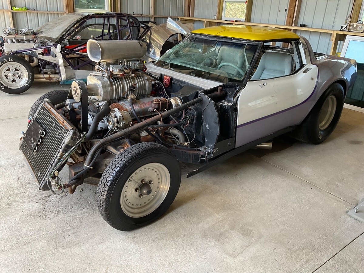 1982 Chevrolet Corvette - photo 3