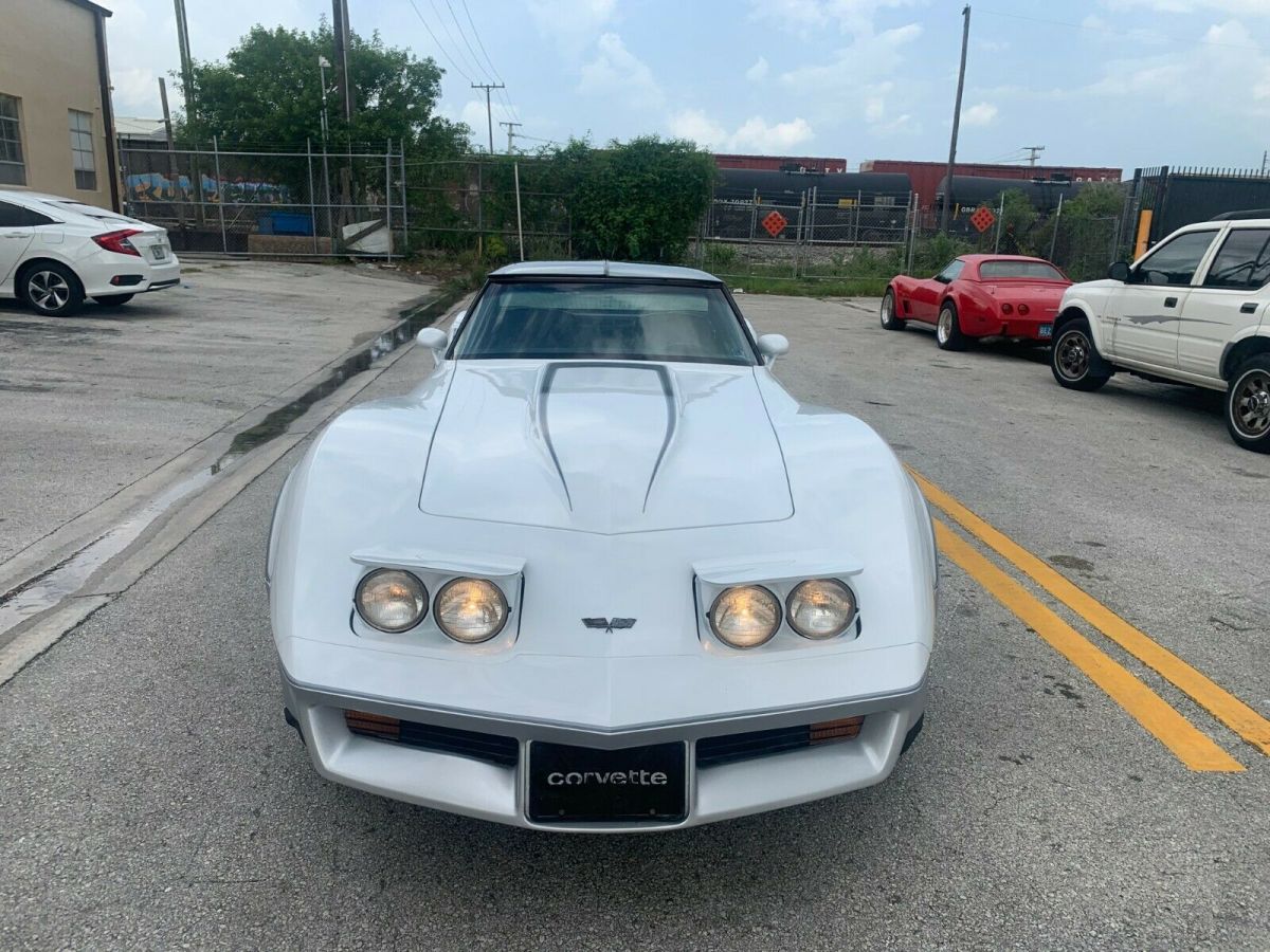 1982 Chevrolet Corvette - photo 10